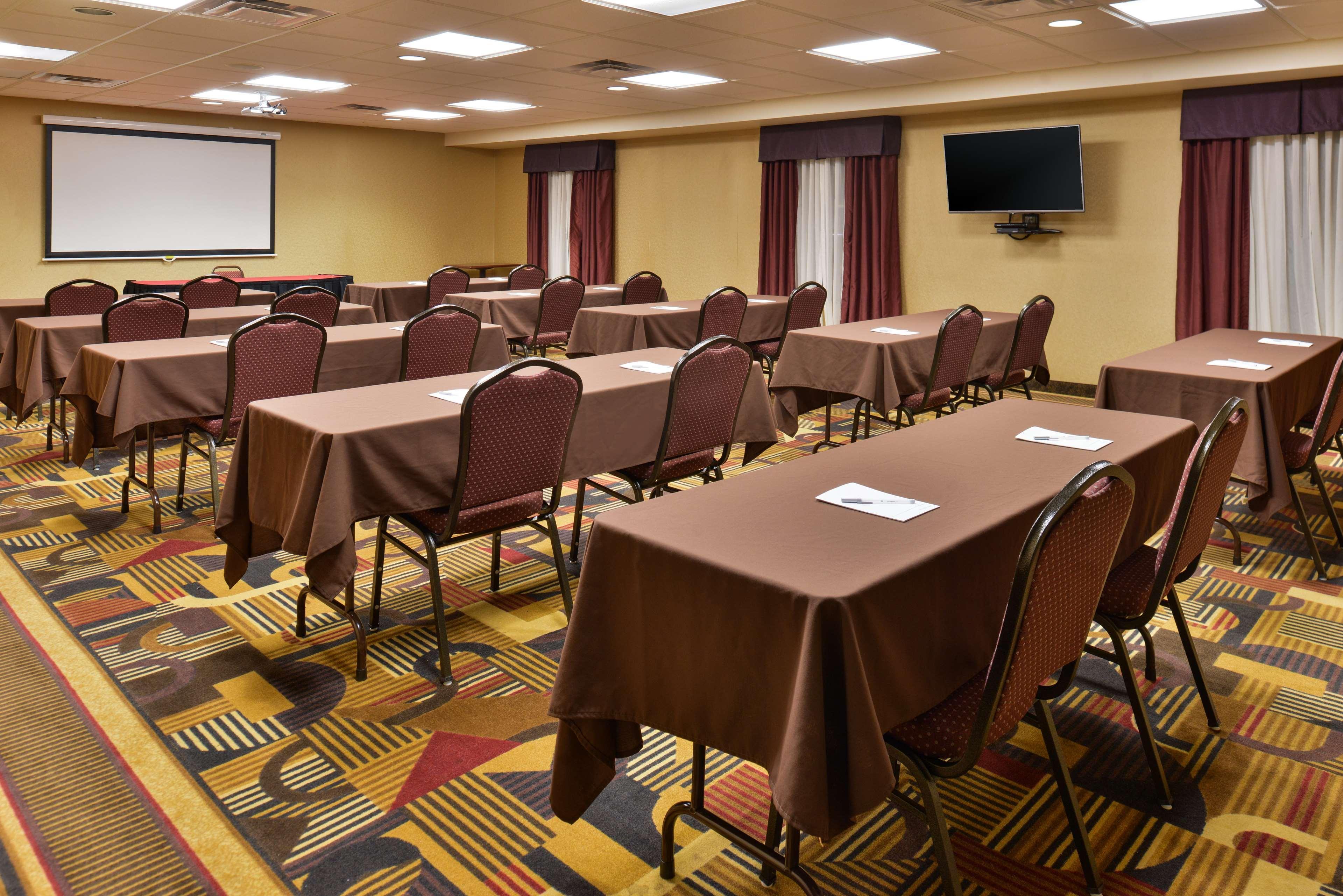 Hampton Inn & Suites מונסי מראה חיצוני תמונה